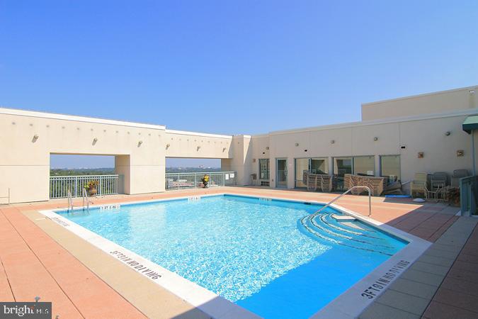 CONTINENTAL - Residential Lease