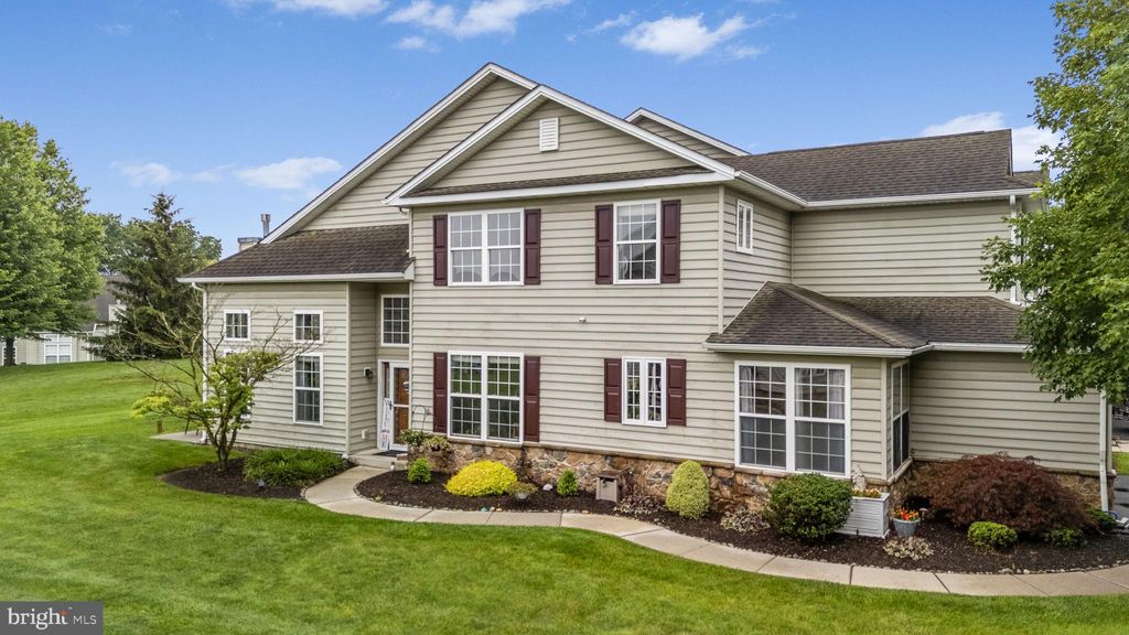 Photo of 1520 Lexington Way, MORGANTOWN, PA 19543 (MLS # PABK2061254)