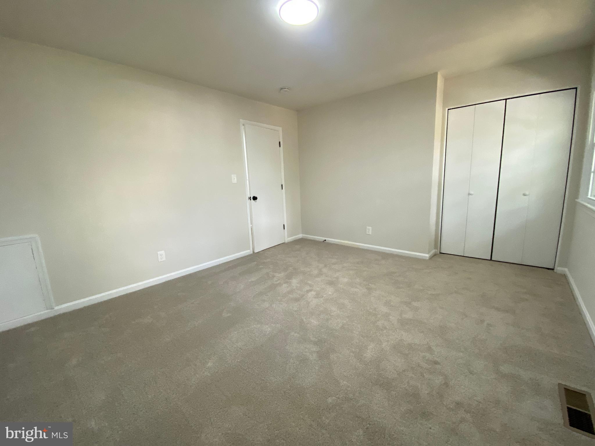 OLDE GREENWICH - Residential Lease