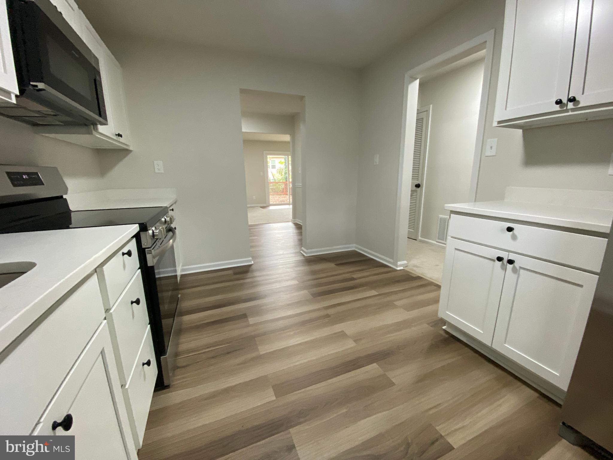 OLDE GREENWICH - Residential Lease