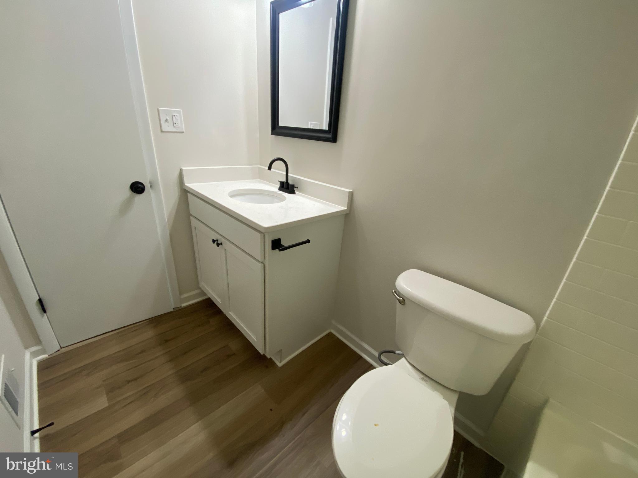 OLDE GREENWICH - Residential Lease