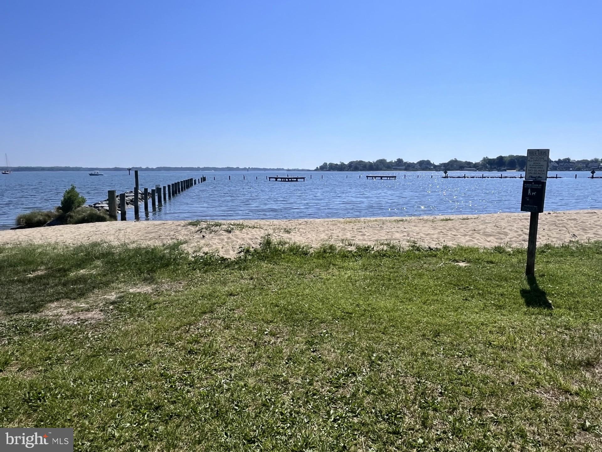 SELBY ON THE BAY - Residential