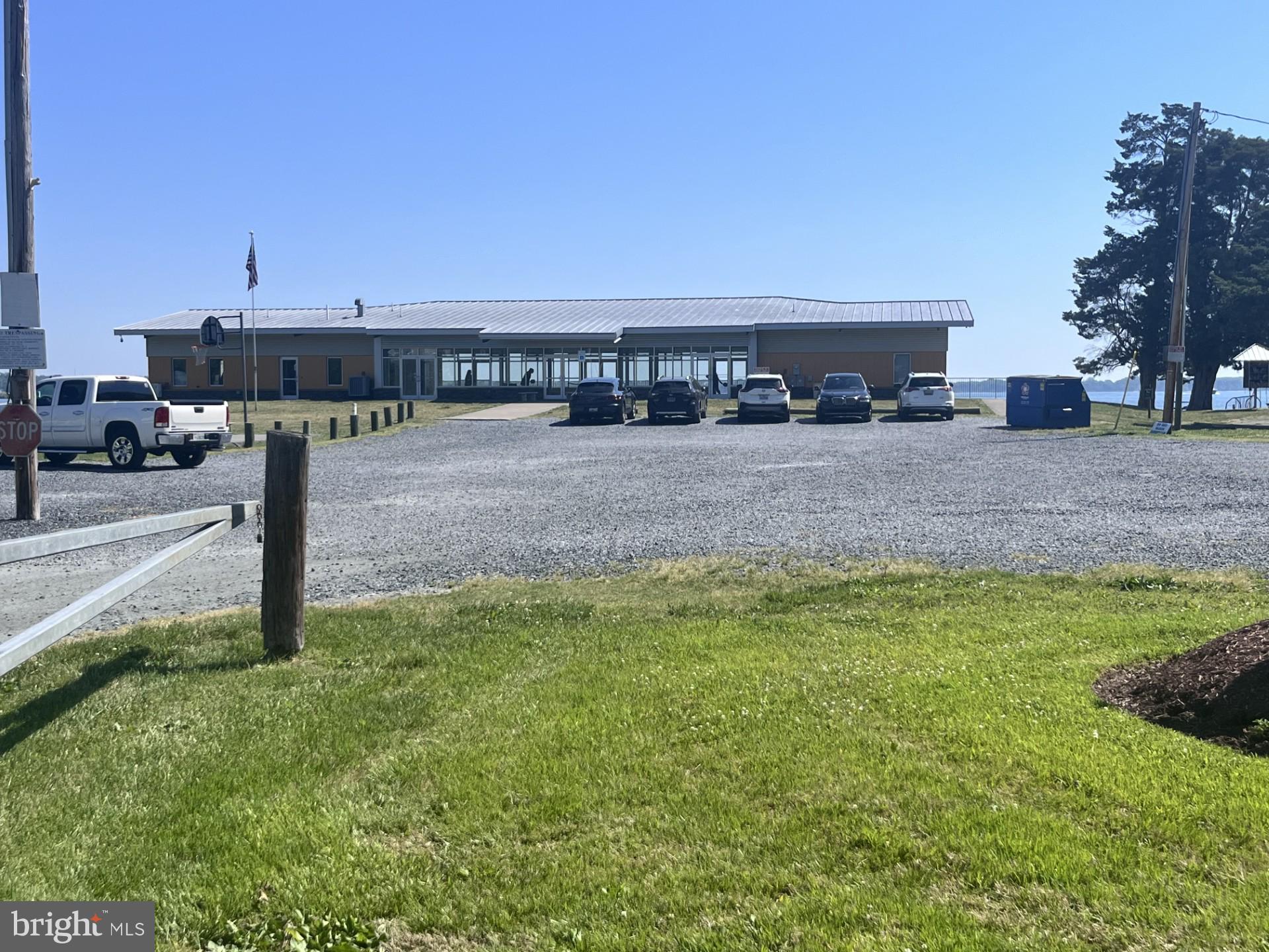 SELBY ON THE BAY - Residential
