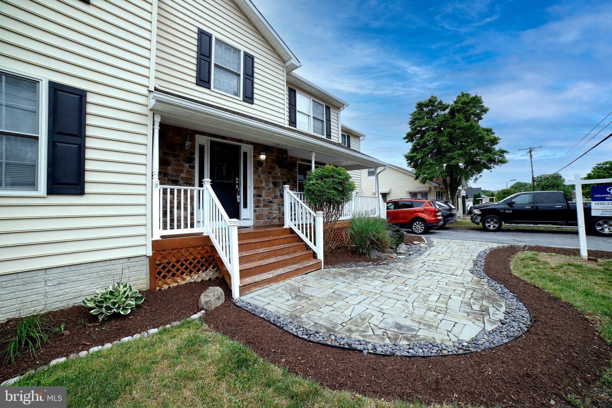 SELBY ON THE BAY - Residential