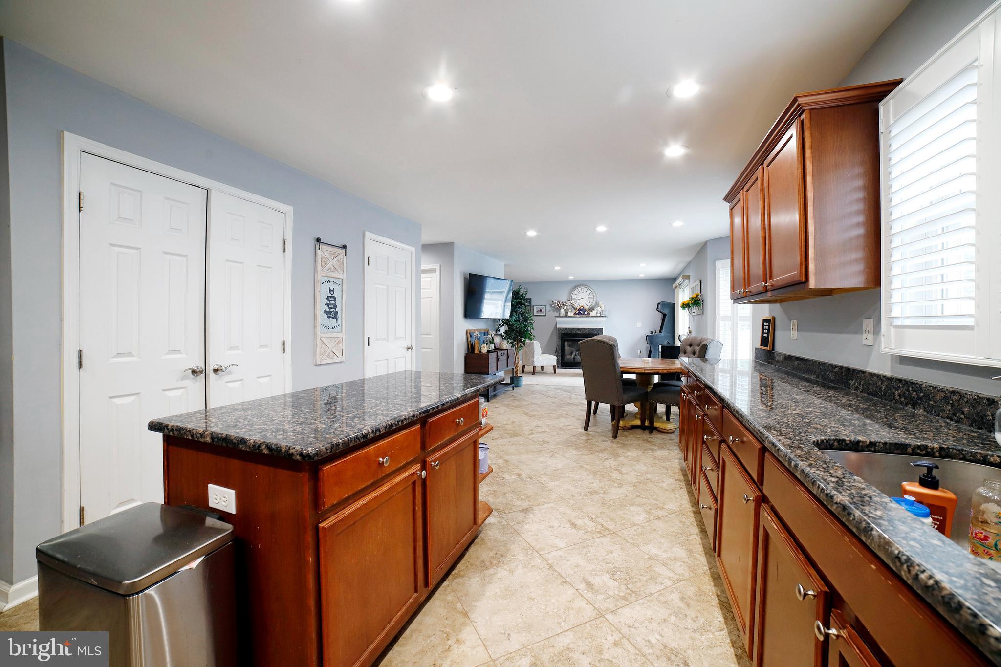 SELBY ON THE BAY - Residential