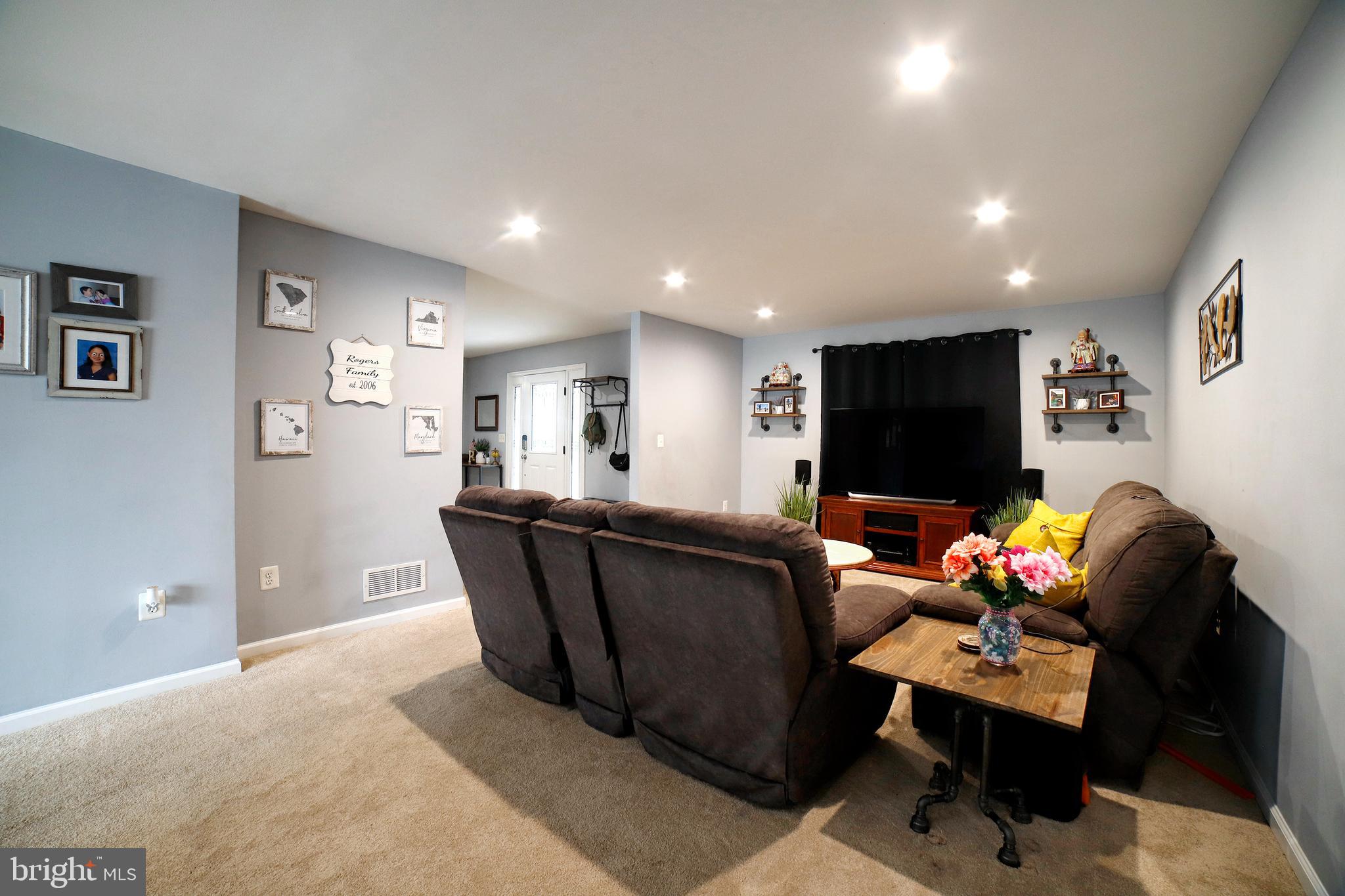 SELBY ON THE BAY - Residential