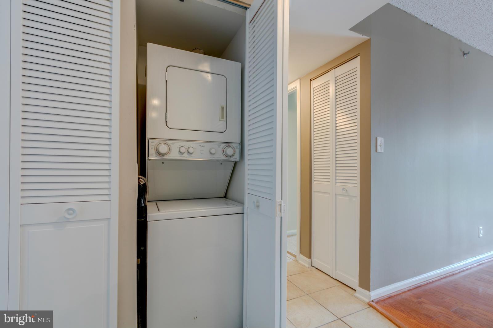 WESTVIEW AT BALLSTON METRO - Residential