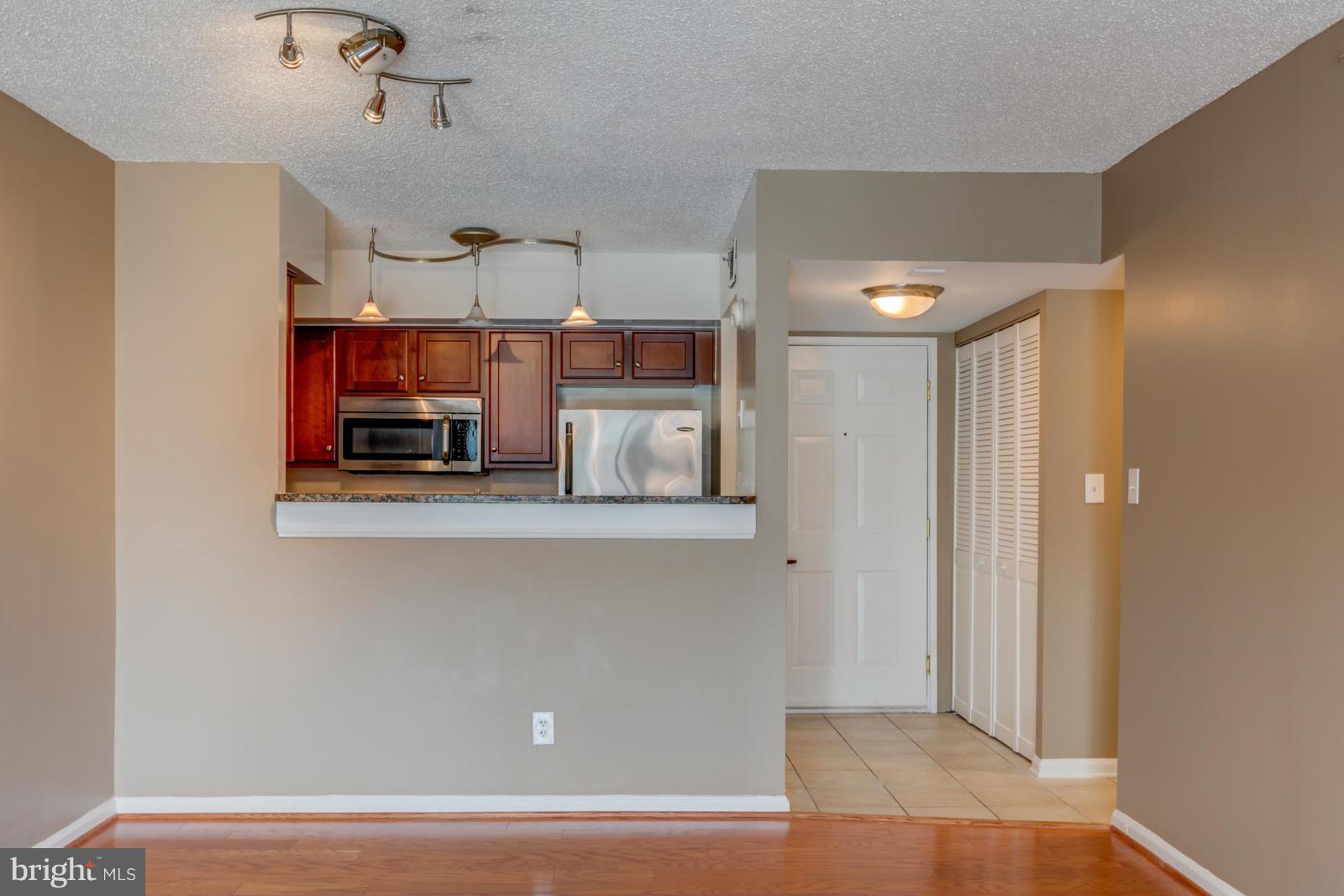 WESTVIEW AT BALLSTON METRO - Residential