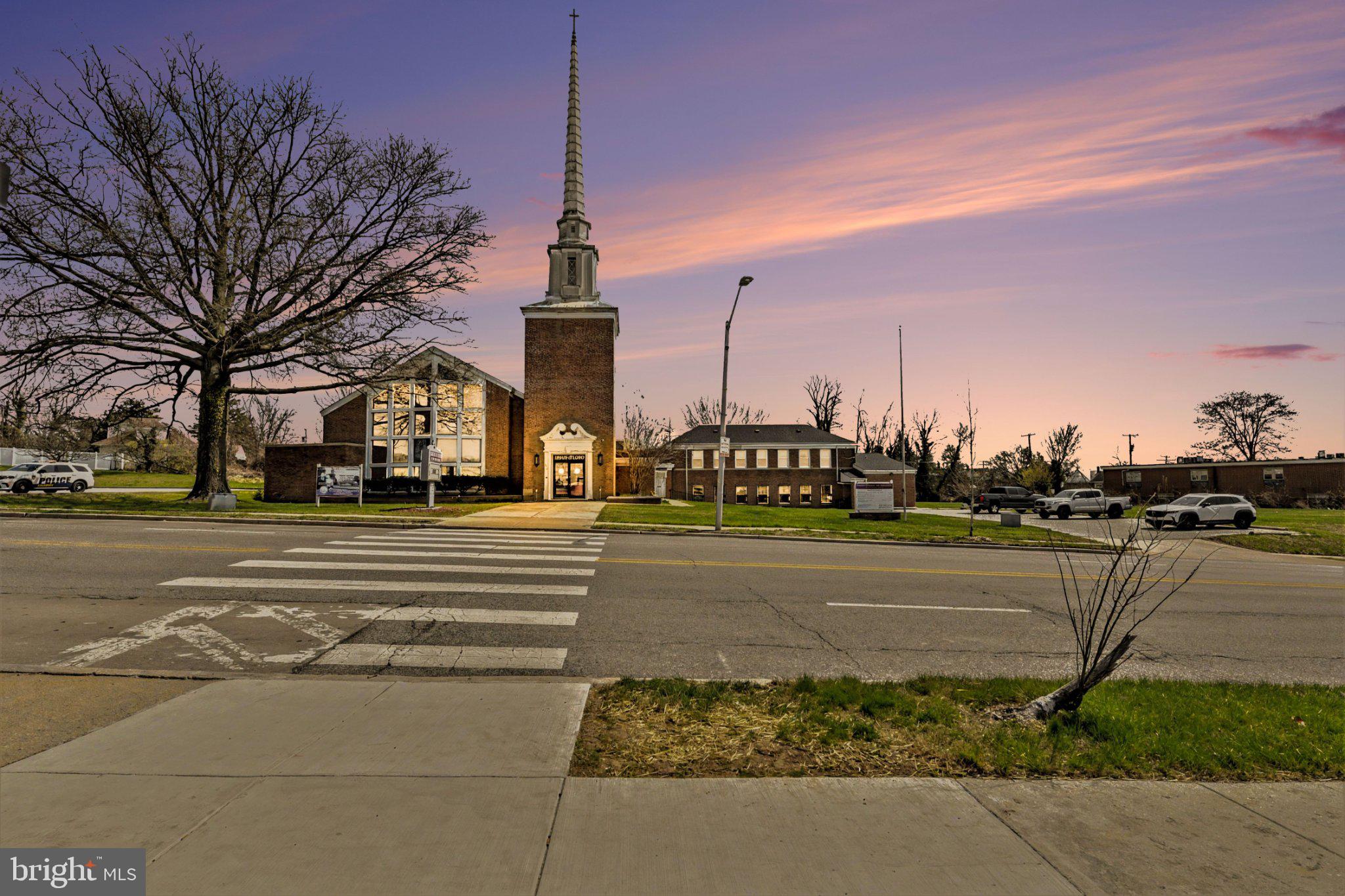 WOODBOURNE HEIGHTS - Commercial Sale