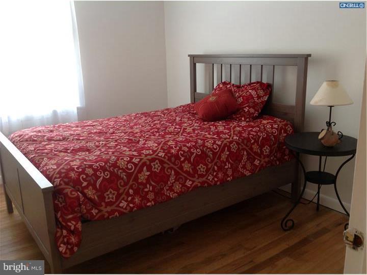 WEST HILLS - Residential