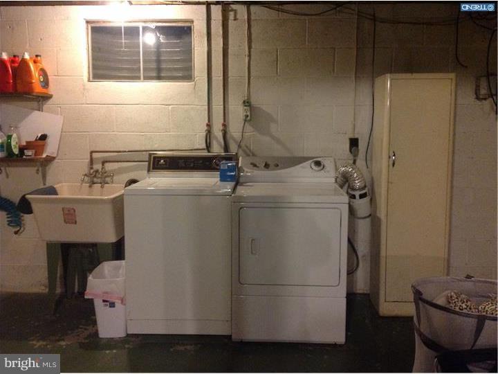 WEST HILLS - Residential