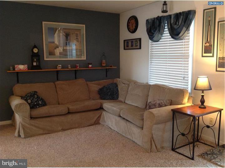 WEST HILLS - Residential