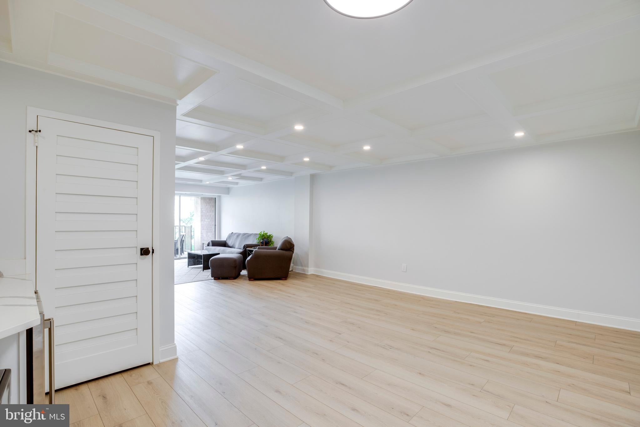 1300 ARMY NAVY DRIVE 814