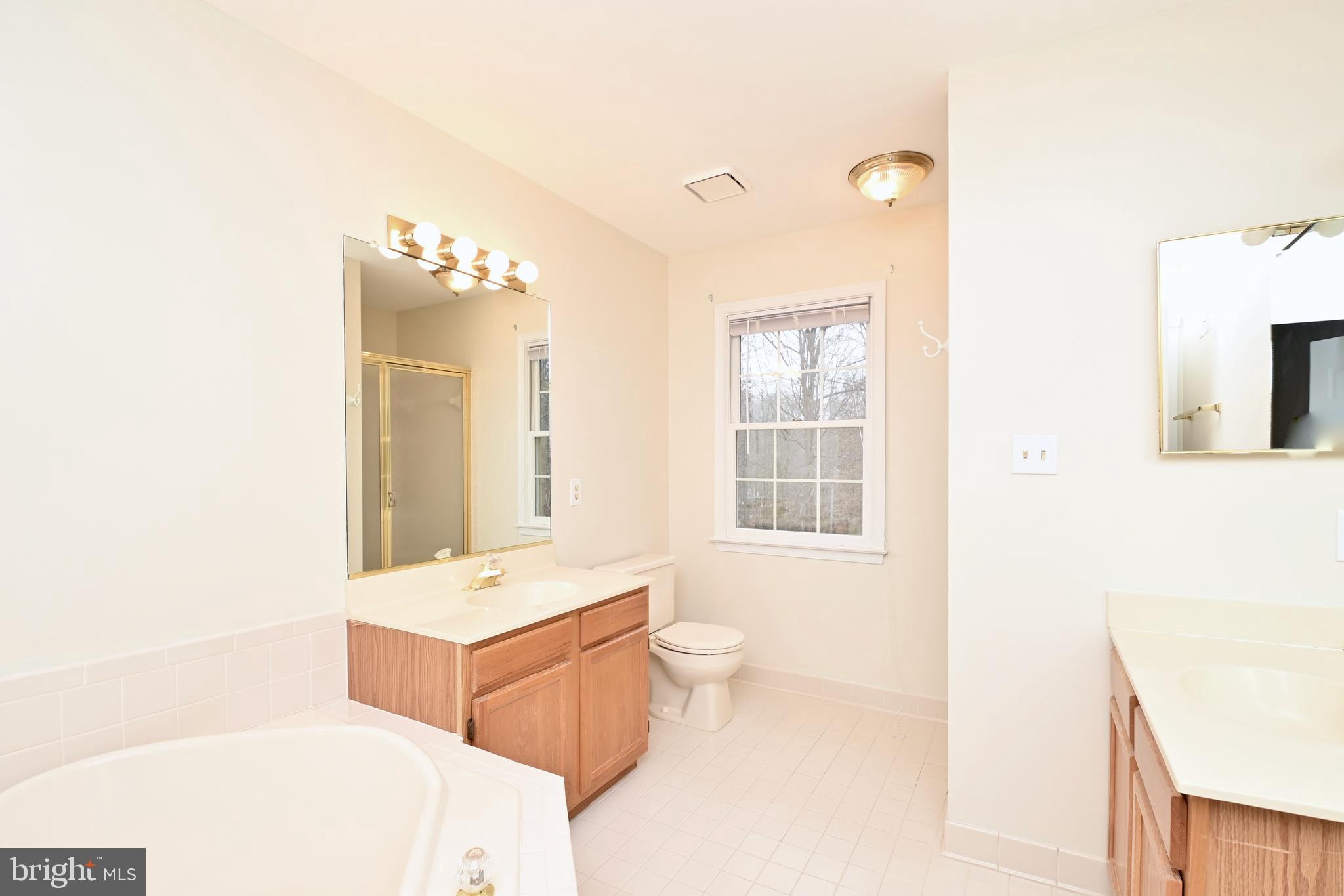 COLONY CREEK - Residential