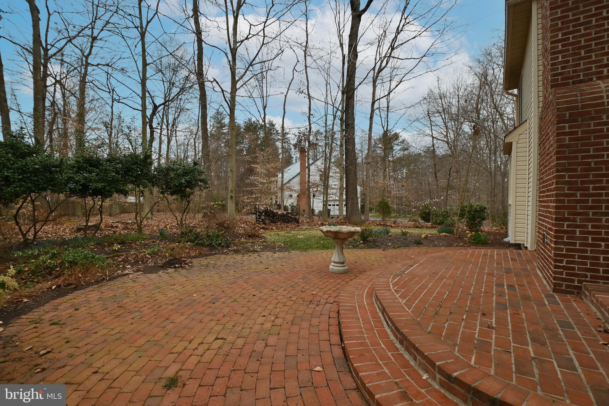 COLONY CREEK - Residential