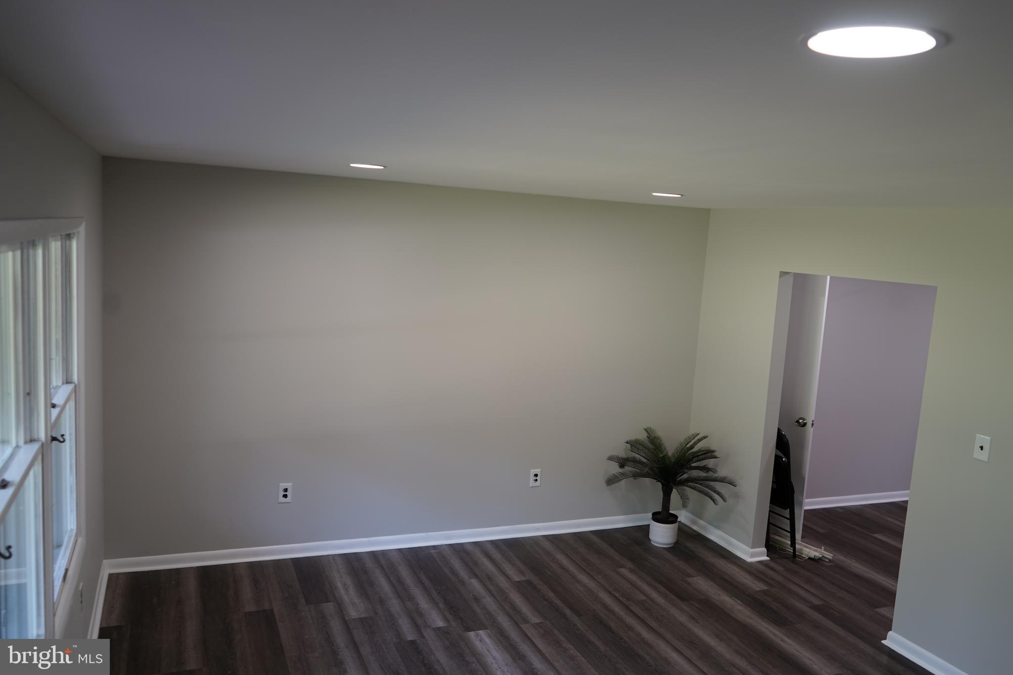 WHITE MARSH - Residential