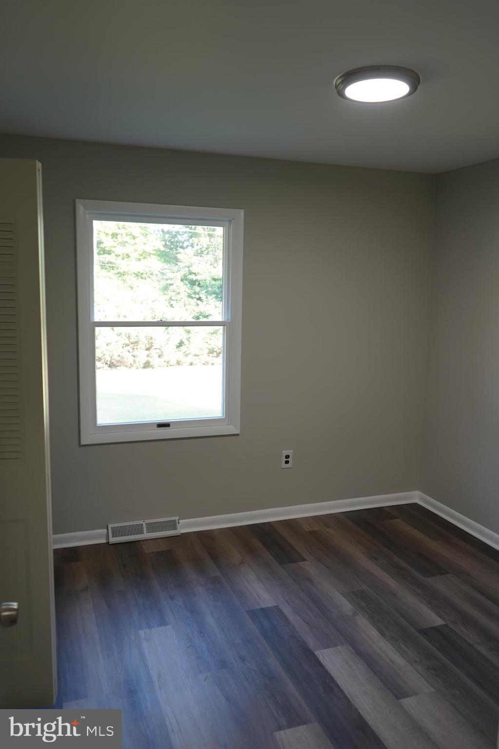 WHITE MARSH - Residential