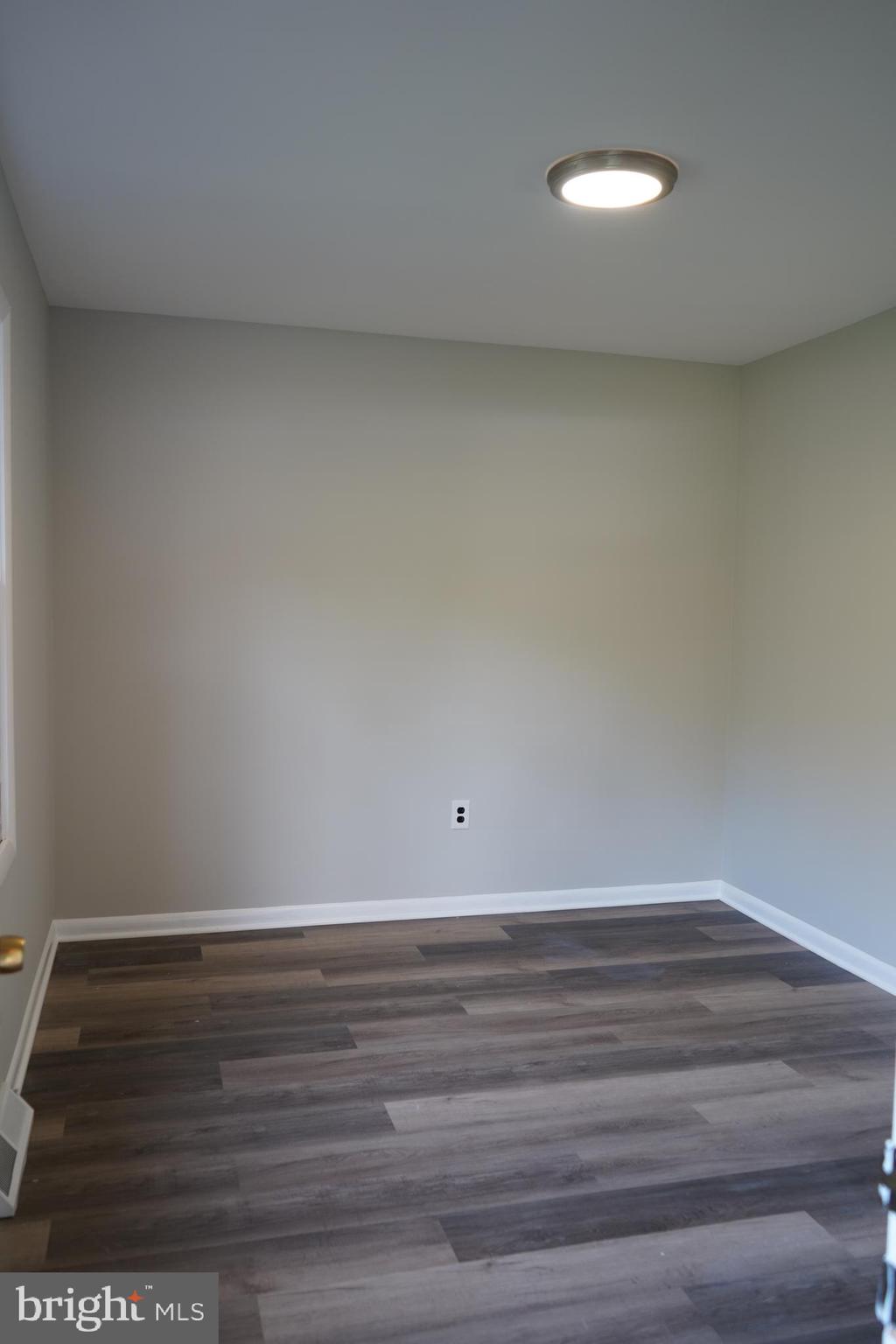 WHITE MARSH - Residential