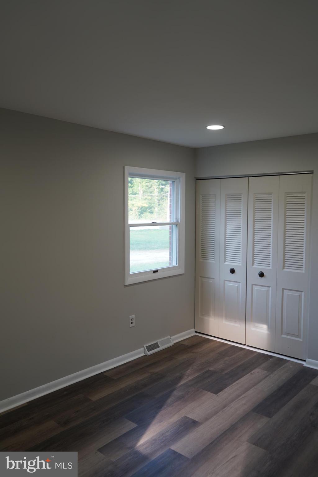 WHITE MARSH - Residential