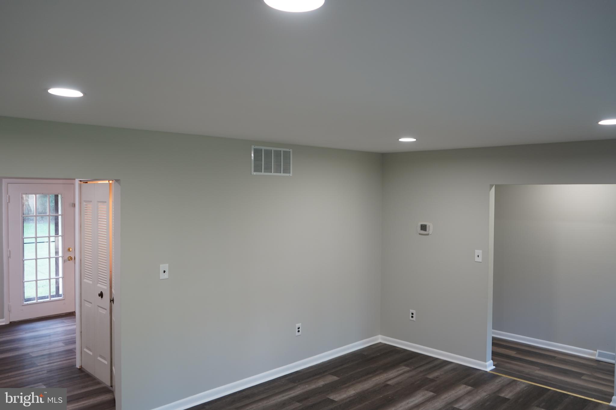 WHITE MARSH - Residential