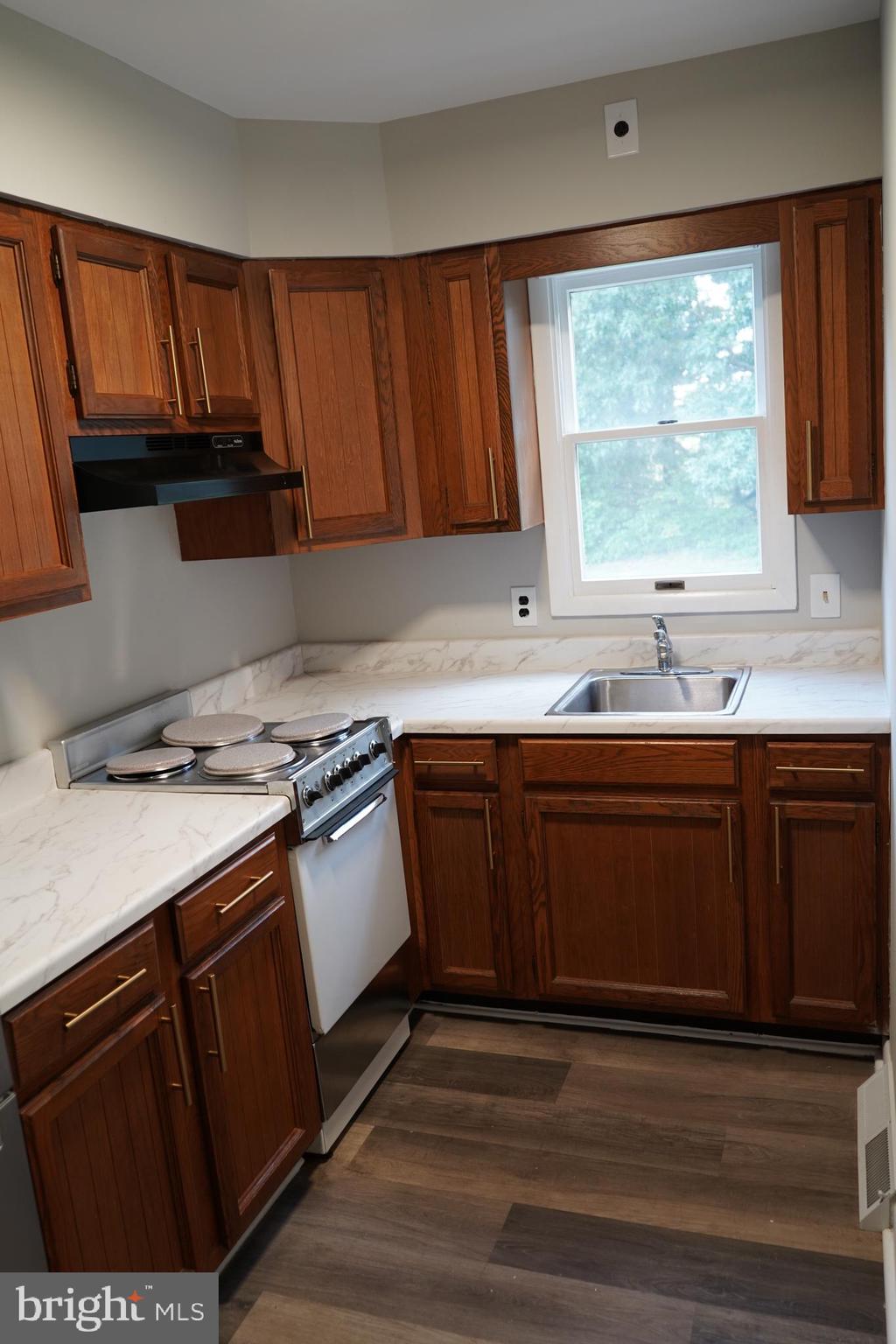 WHITE MARSH - Residential