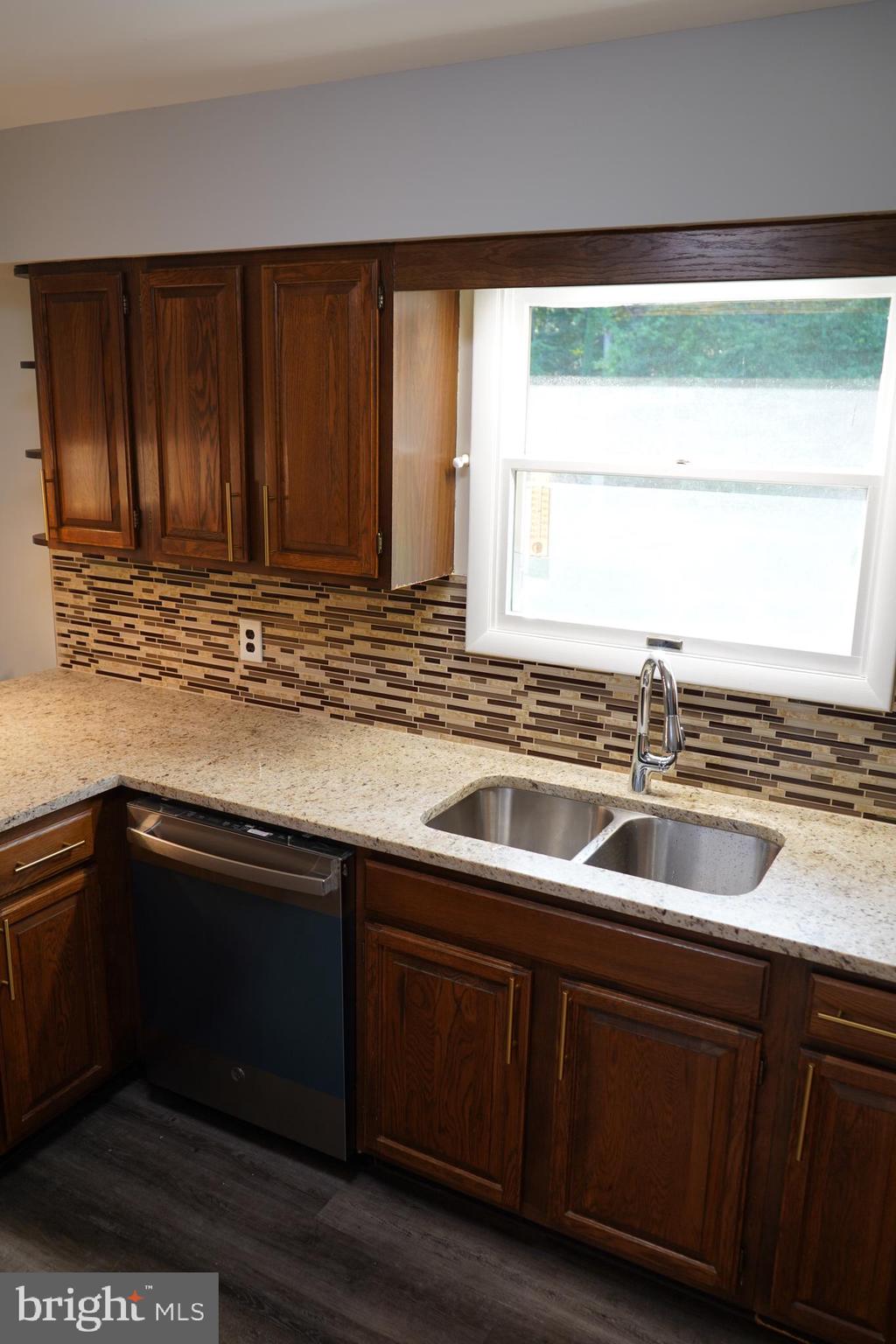 WHITE MARSH - Residential