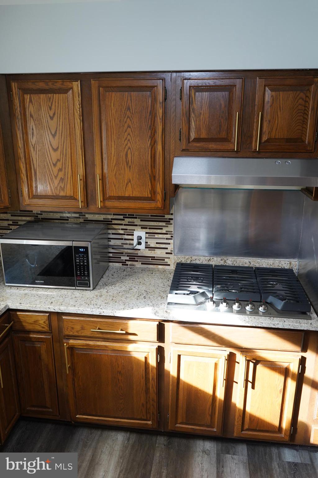 WHITE MARSH - Residential