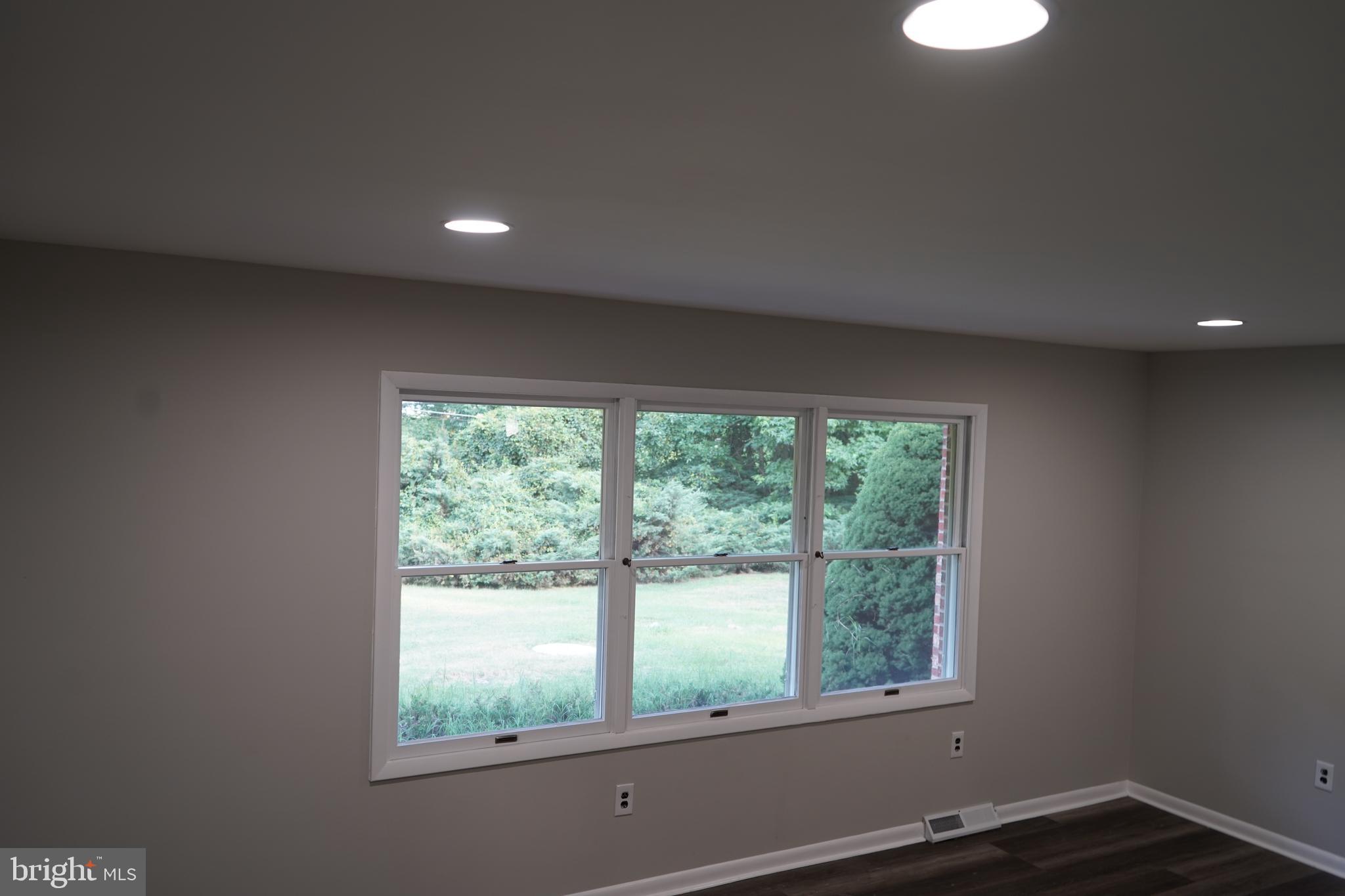 WHITE MARSH - Residential