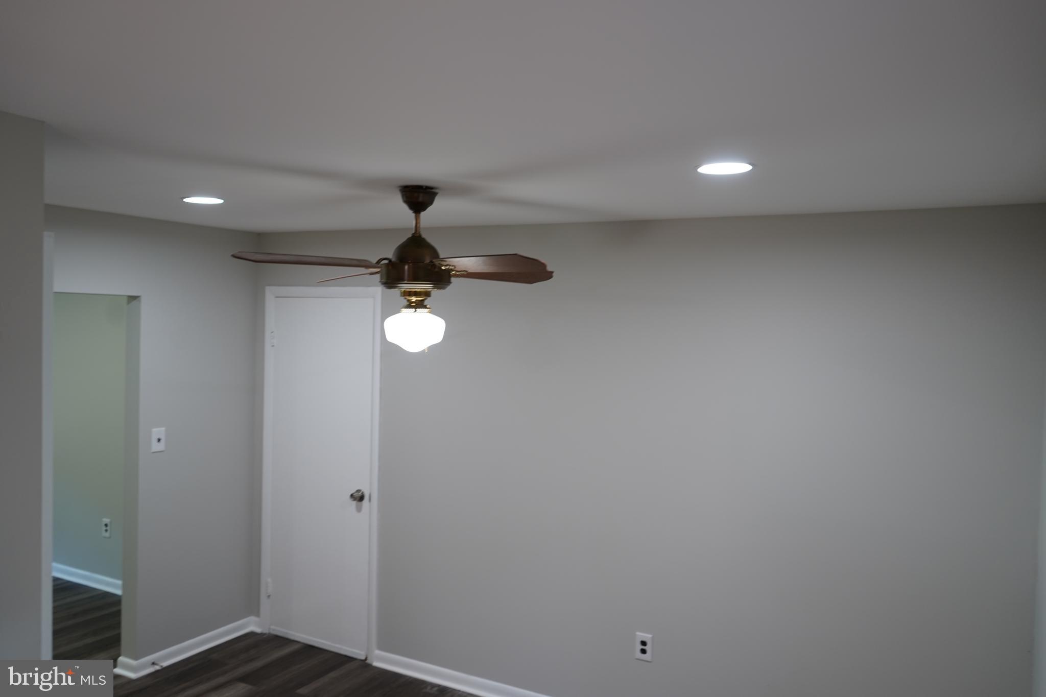 WHITE MARSH - Residential