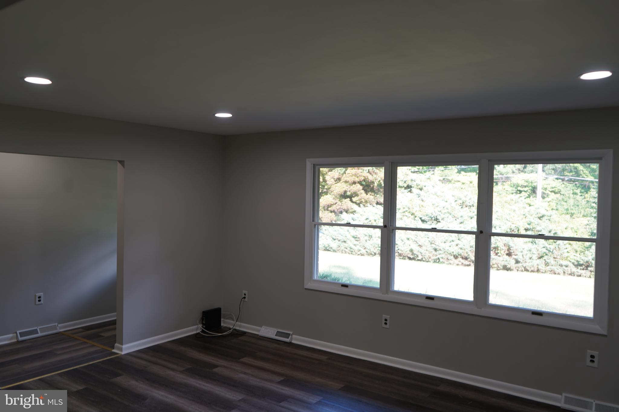 WHITE MARSH - Residential