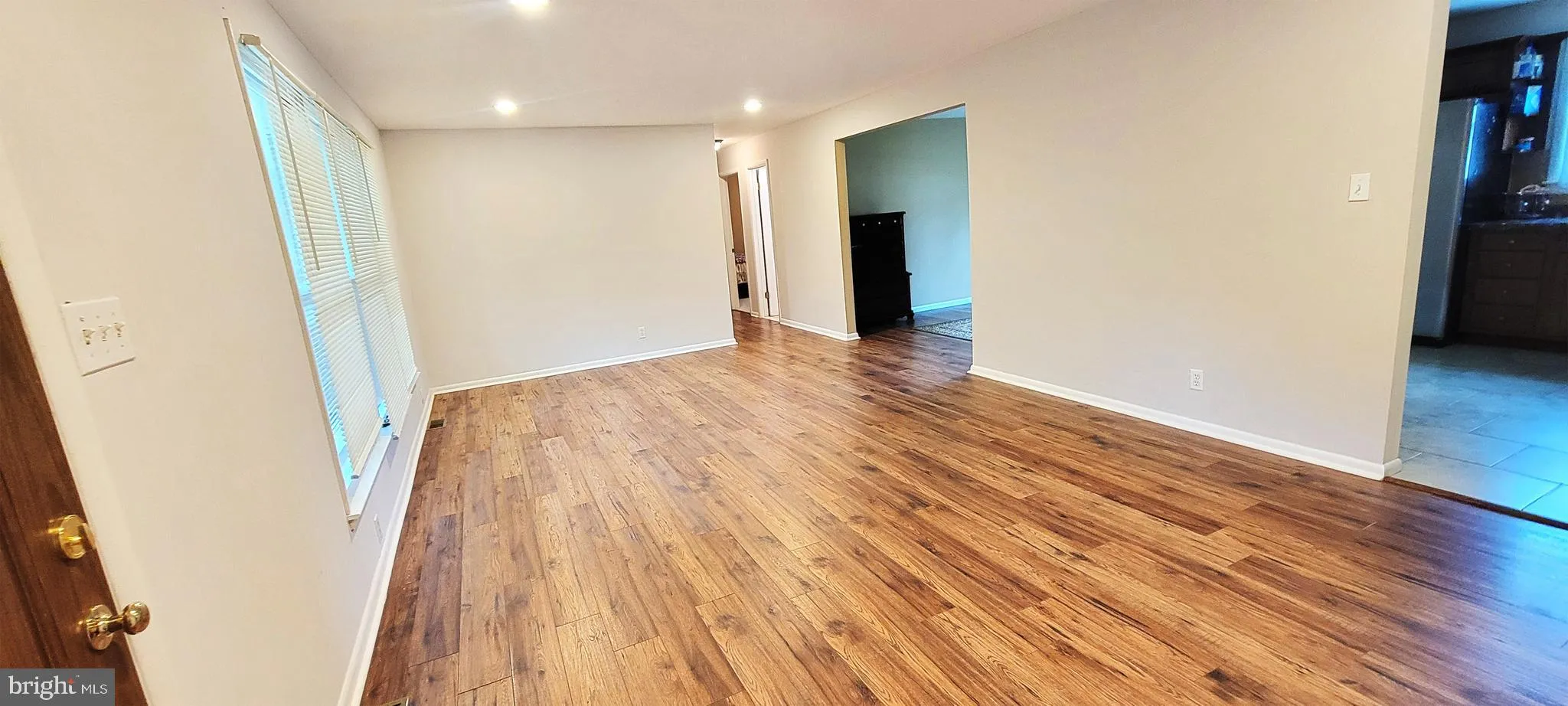 Northfield, New Jersey 08225, United States, 3 Bedrooms Bedrooms, ,2 BathroomsBathrooms,Residential,Active,194542