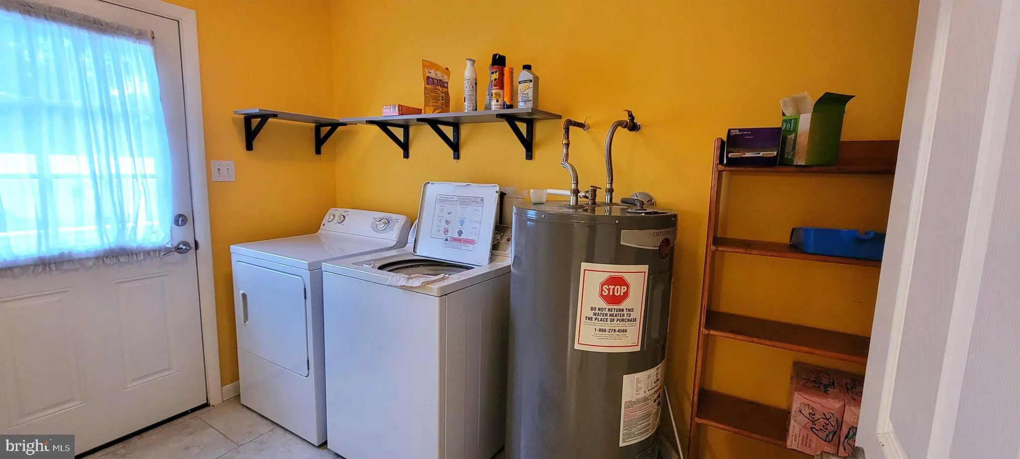 Northfield, New Jersey 08225, United States, 3 Bedrooms Bedrooms, ,2 BathroomsBathrooms,Residential,Active,194542