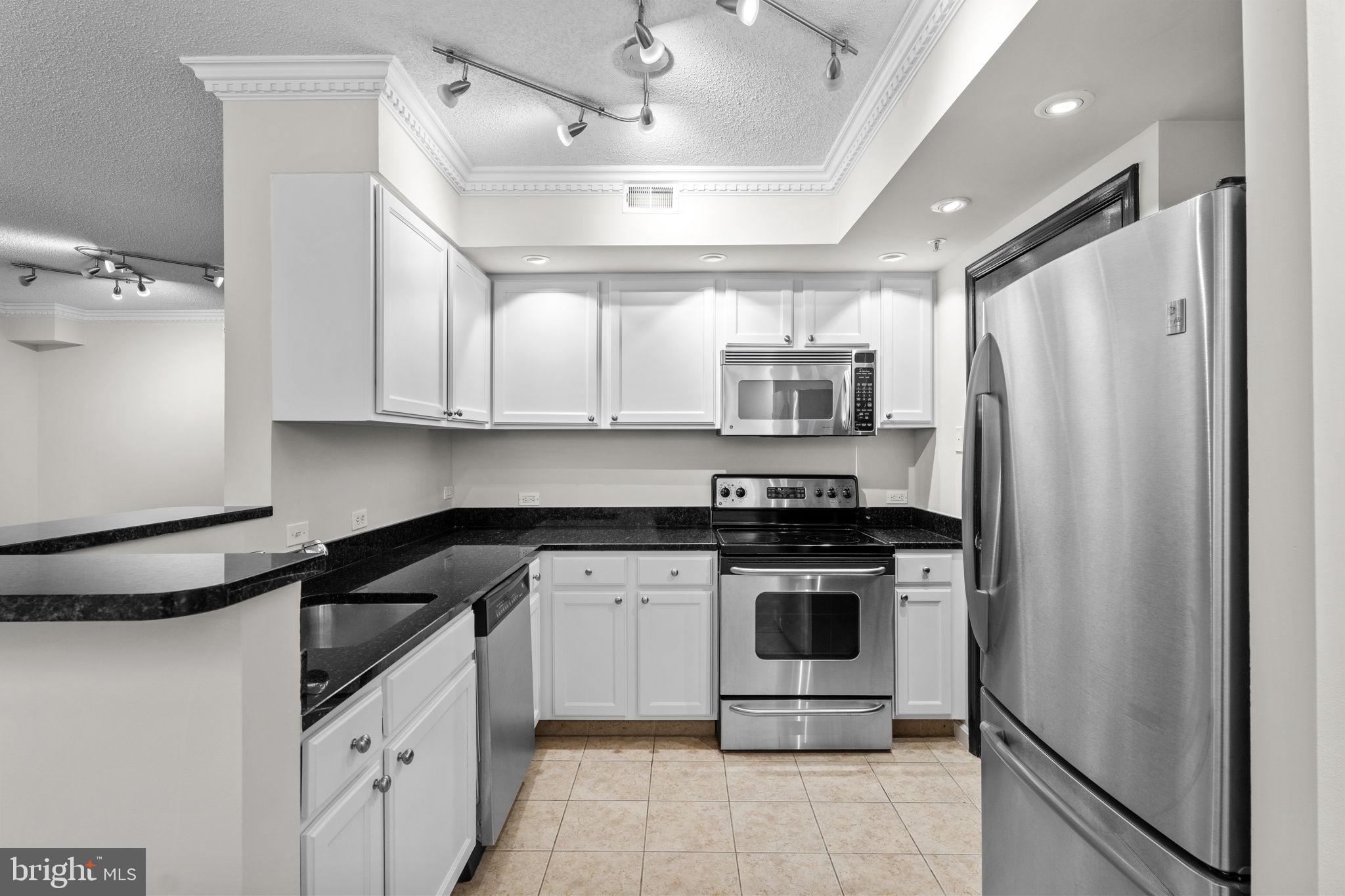 880 N POLLARD STREET N 224