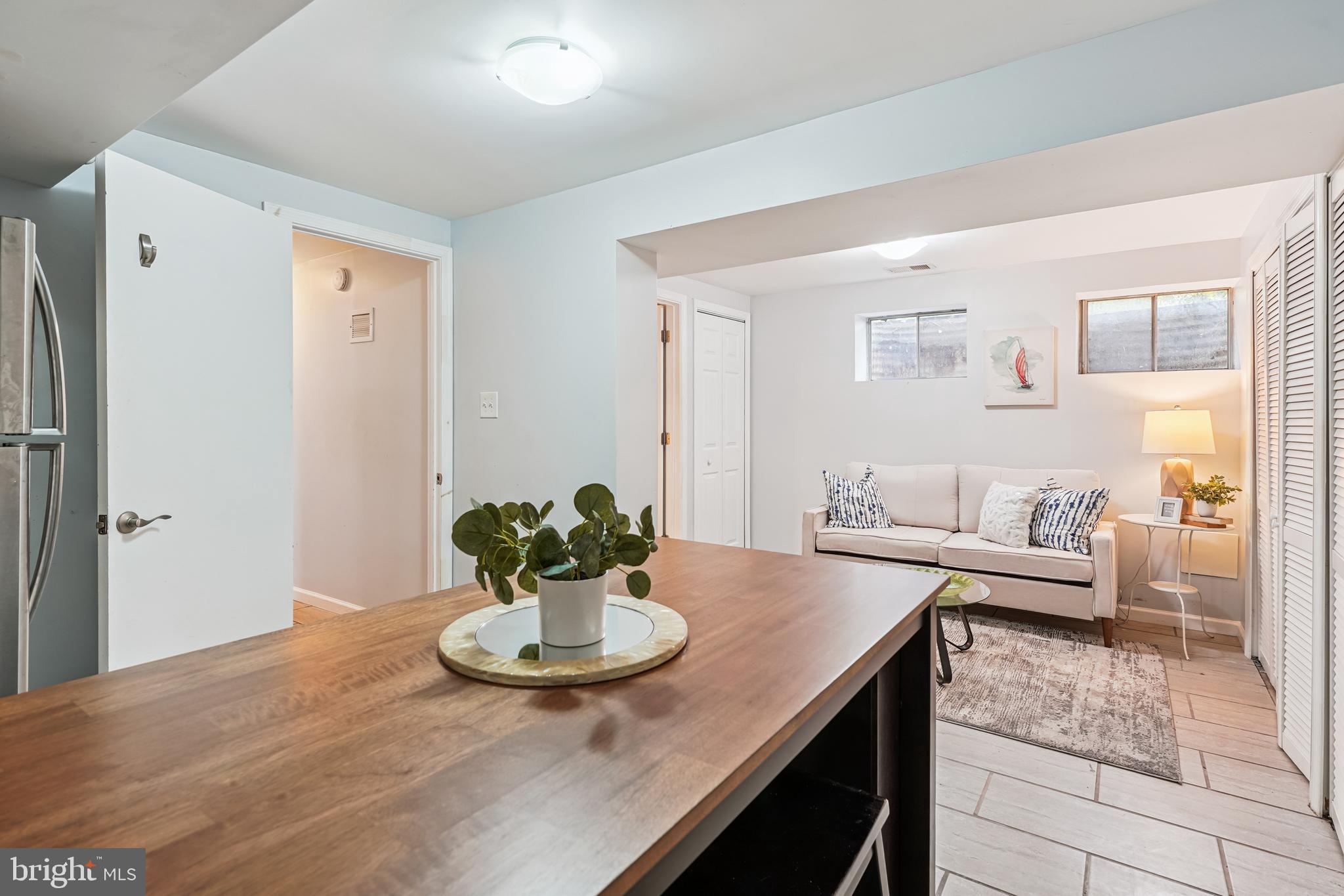 ROCKSHIRE TOWNHOMES - Residential