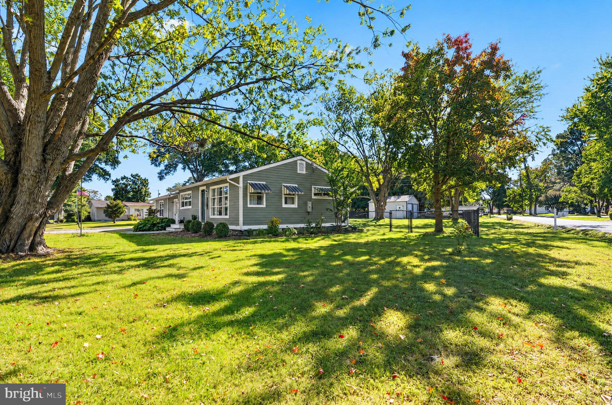 1267 COVE DRIVE