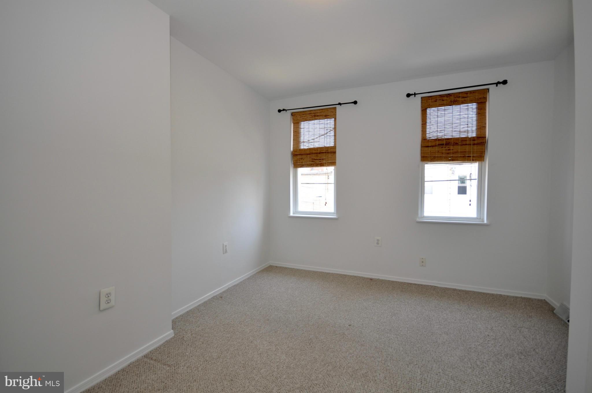 HIGHLANDTOWN - Residential