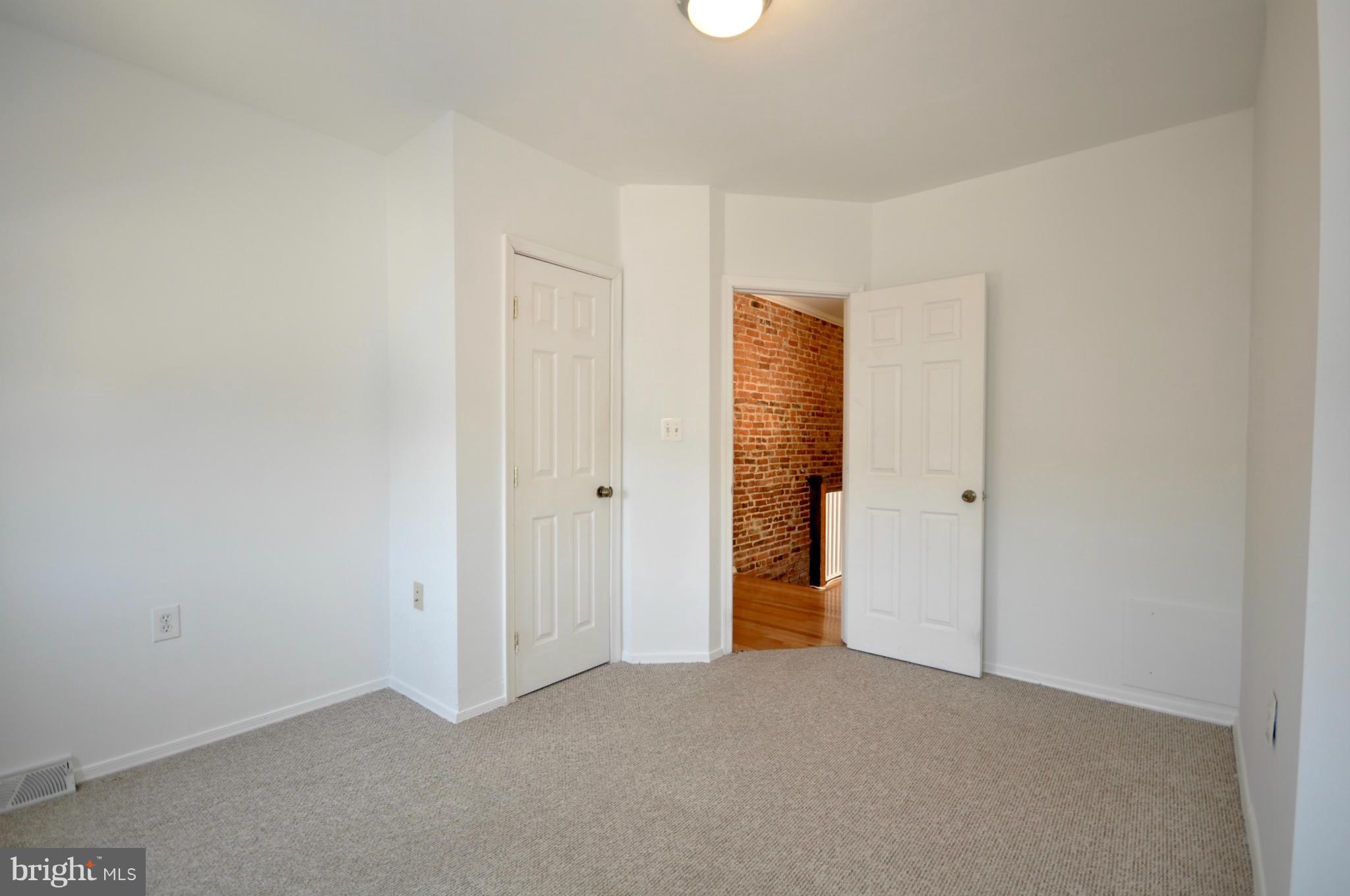 HIGHLANDTOWN - Residential