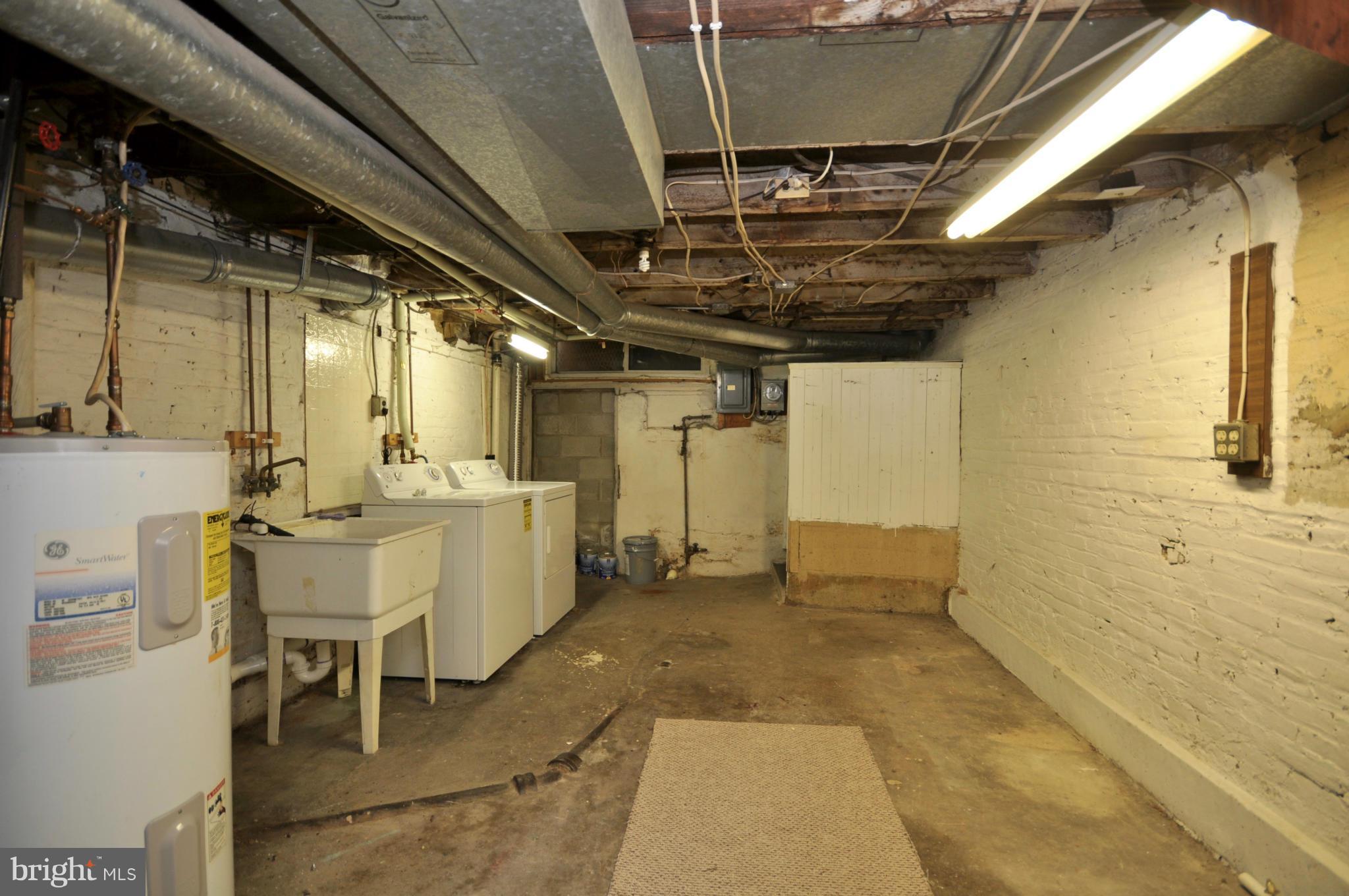 HIGHLANDTOWN - Residential