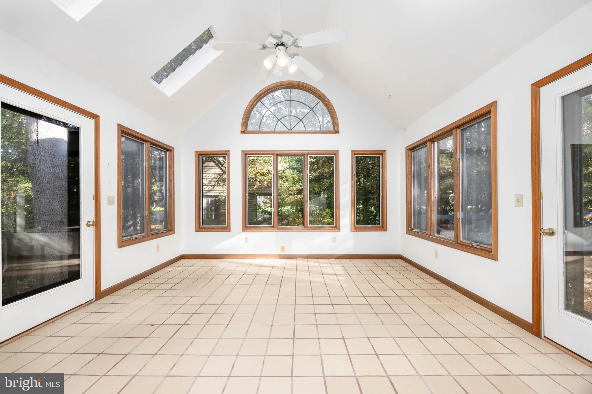 OCEAN PINES - BAY COLONY - Residential