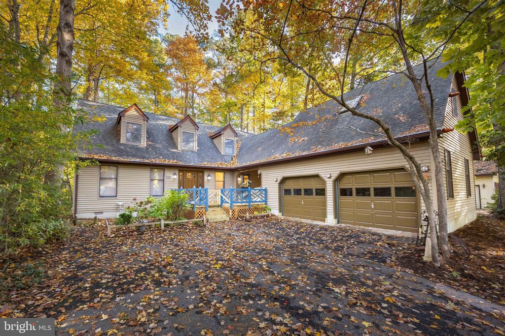 Photo of 19 Brookside Road, OCEAN PINES, MD 21811 (MLS # MDWO2034392)