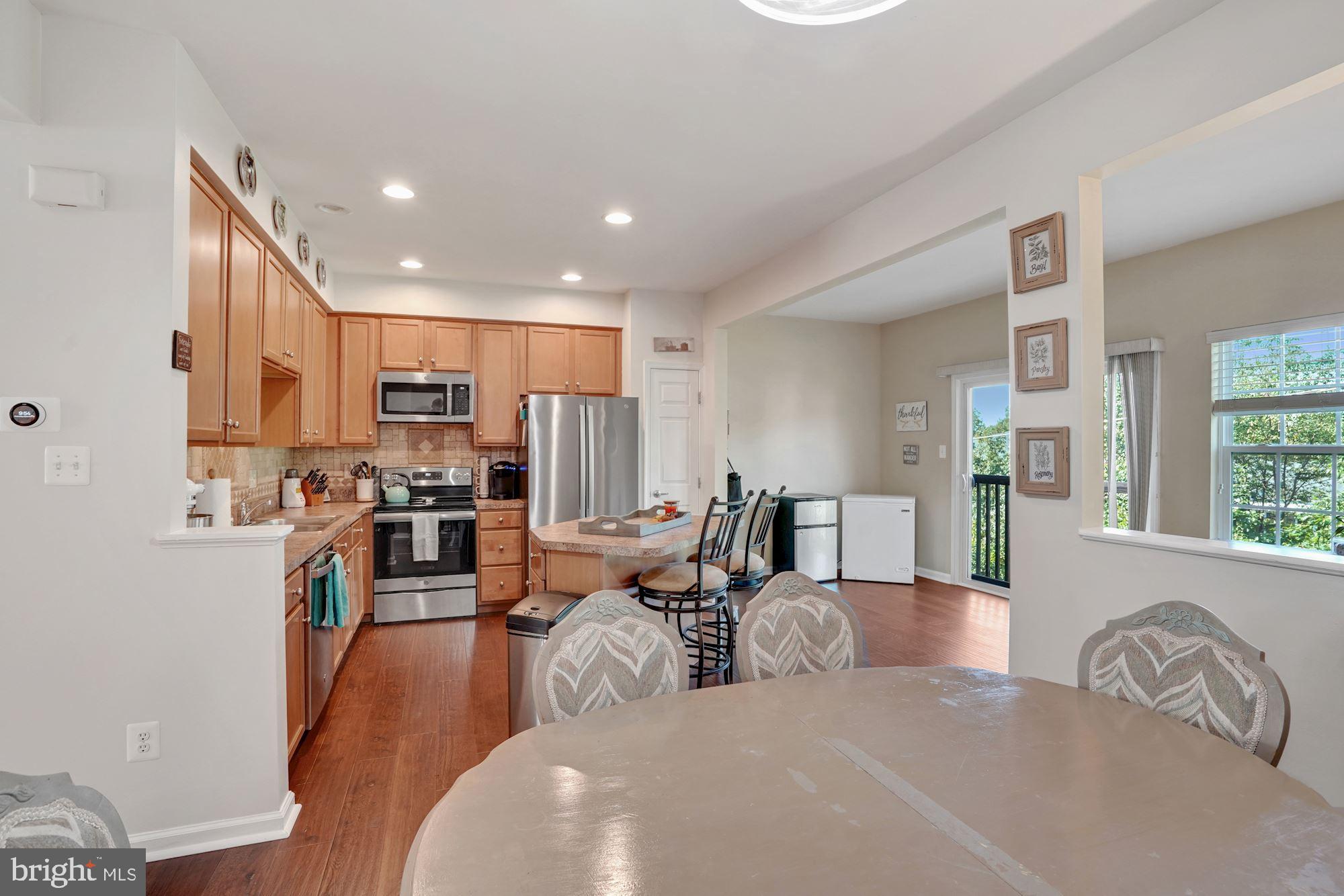 VILLAGES OF WELLINGTON - Residential