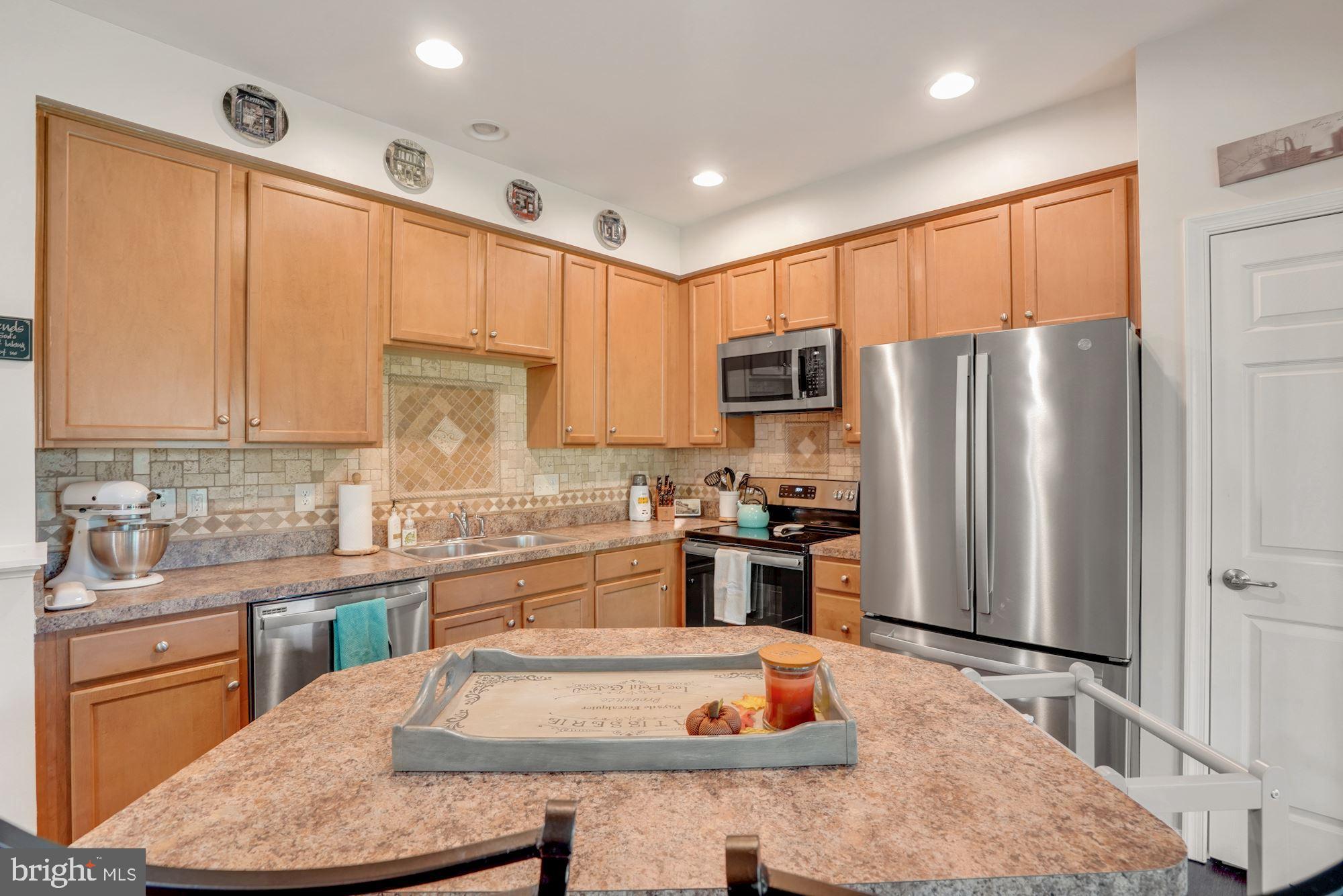 VILLAGES OF WELLINGTON - Residential