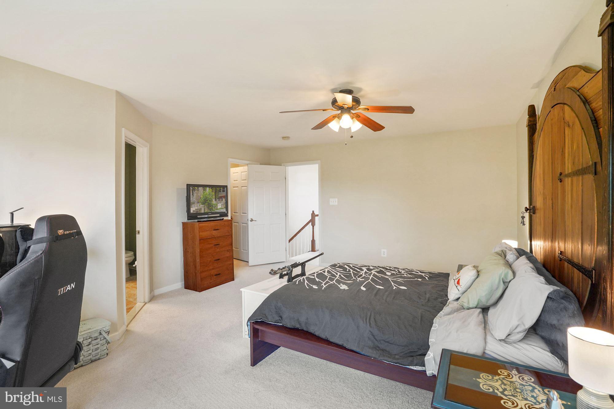 VILLAGES OF WELLINGTON - Residential