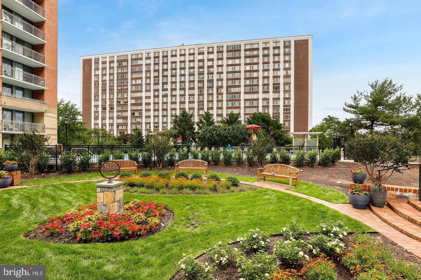 THE GALLERY - Residential Lease