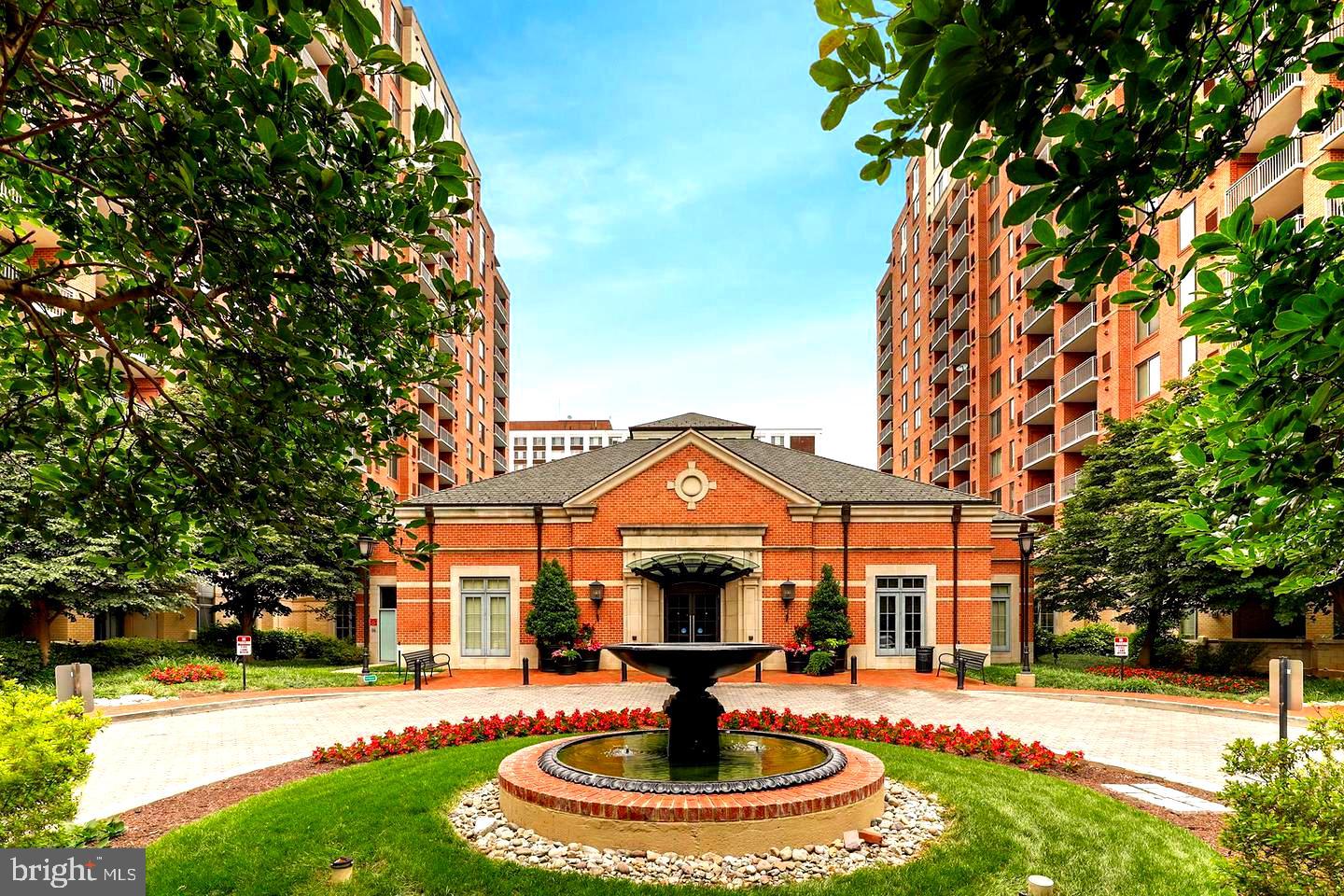 THE GALLERY - Residential Lease