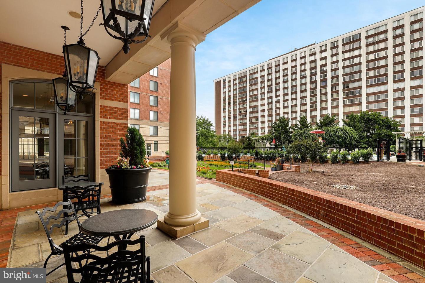 THE GALLERY - Residential Lease