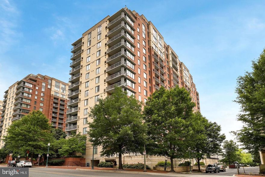 Upscale 2 Bedroom 2 Bathroom condo in sough-after White Flint area. Walking distance to White Flint metro,  shopping, entertainment. The building features a 24 hour concierge, fitness center, pool, community lounge, billiards and a theater room.