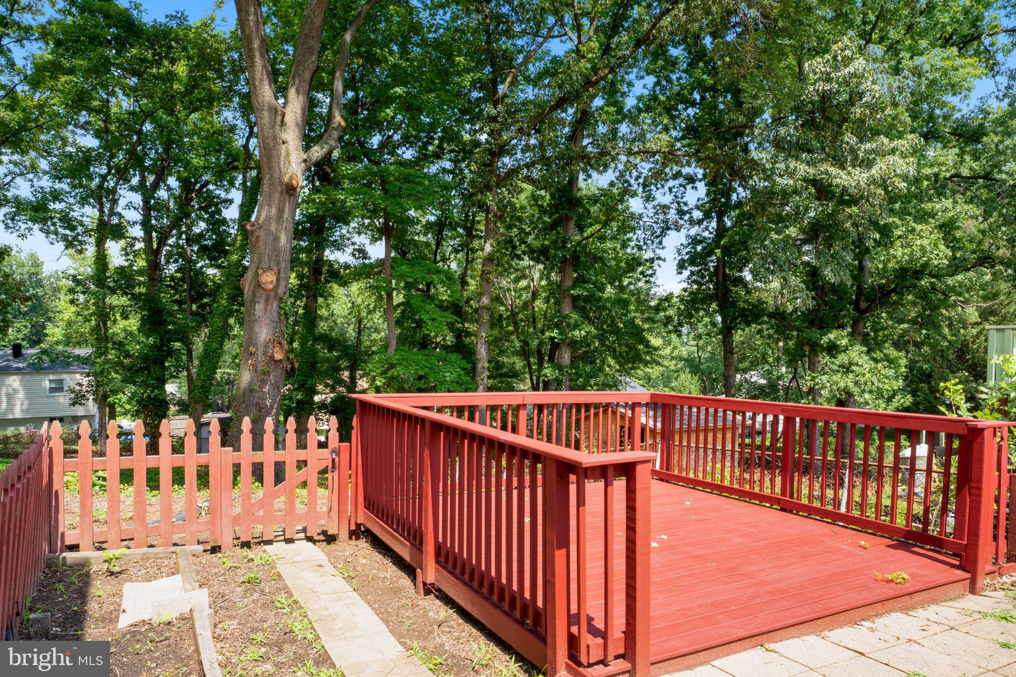 MARUMSCO WOODS - Residential Lease