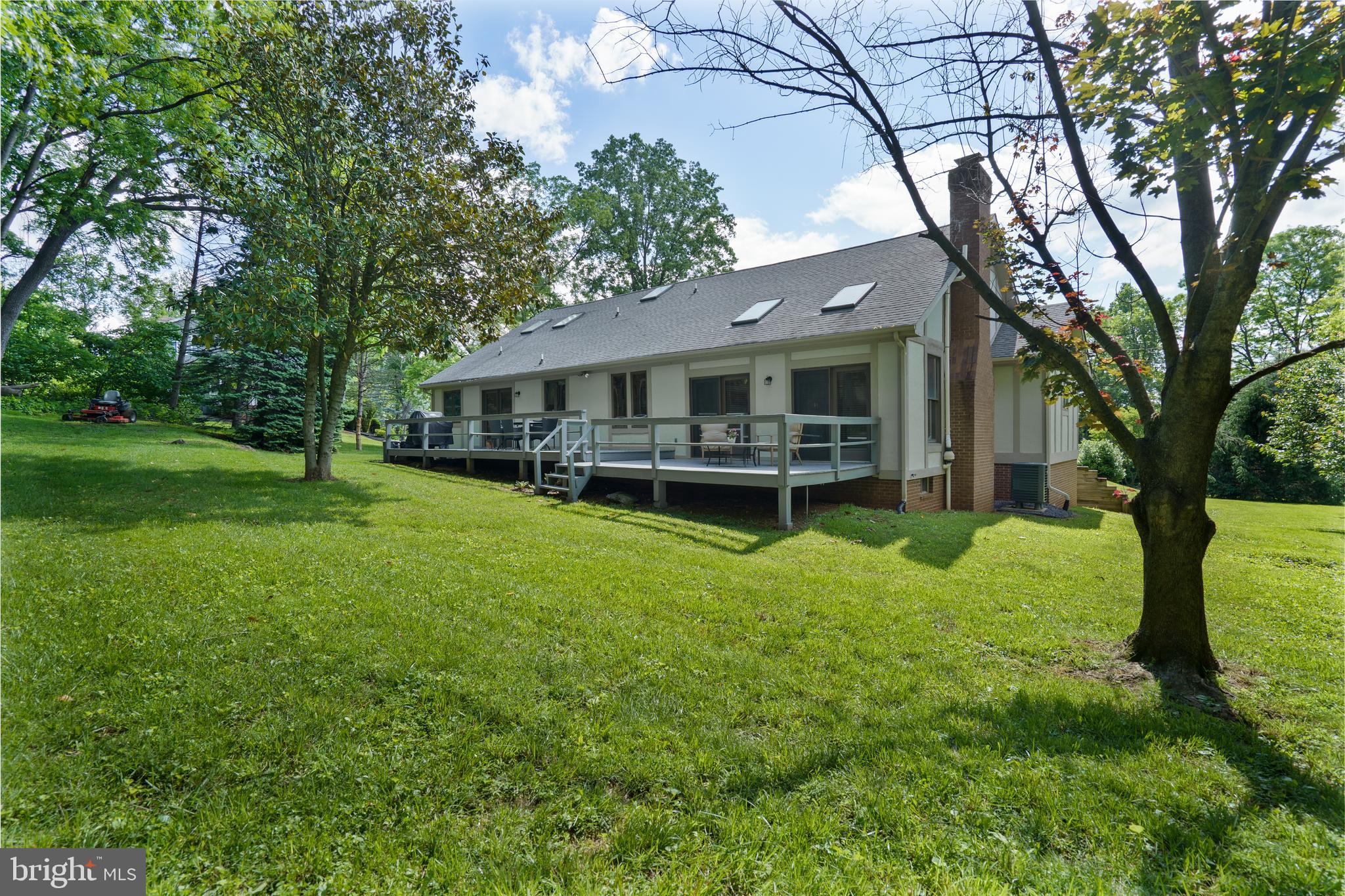 CHESTNUT RIDGE - Residential