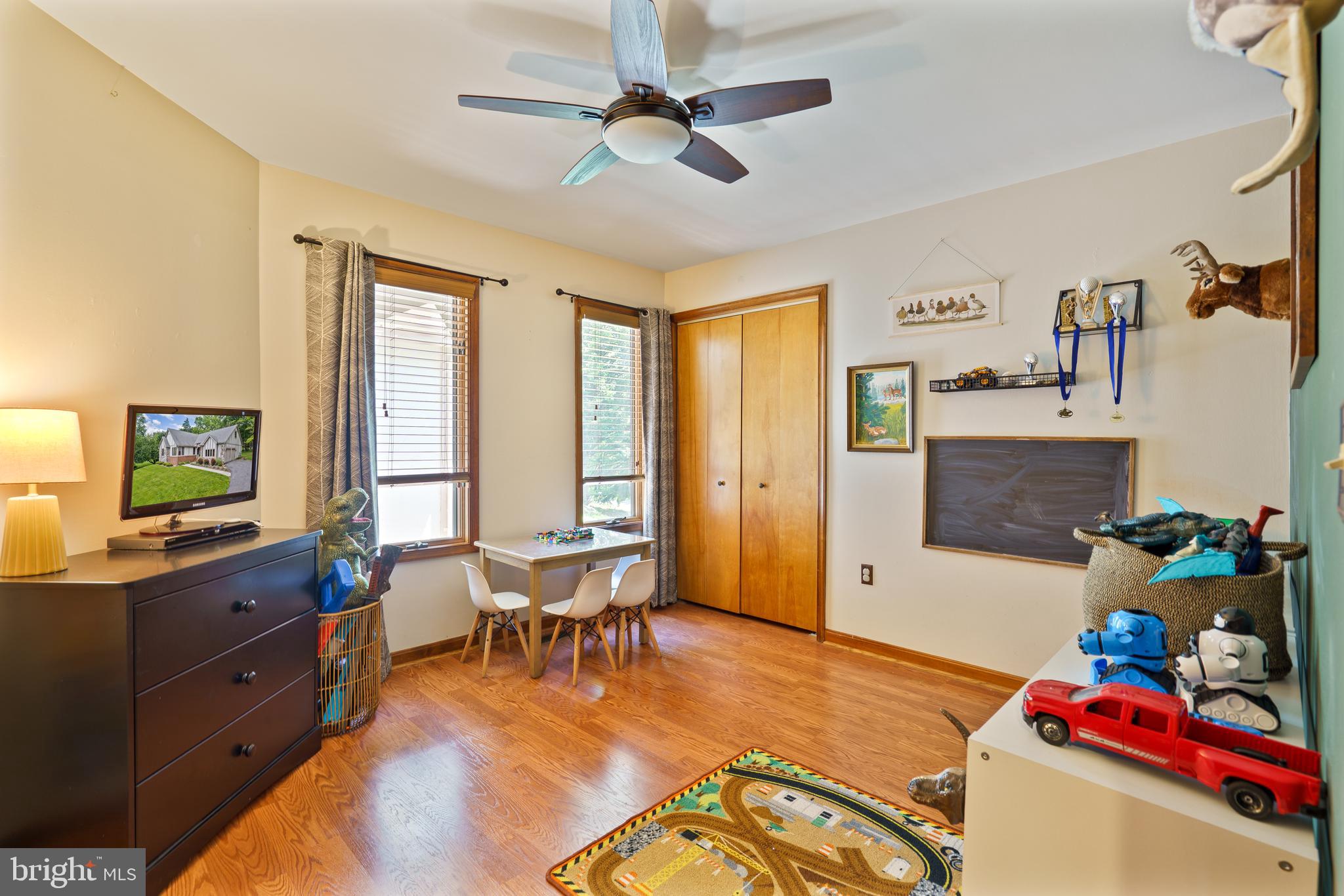 CHESTNUT RIDGE - Residential